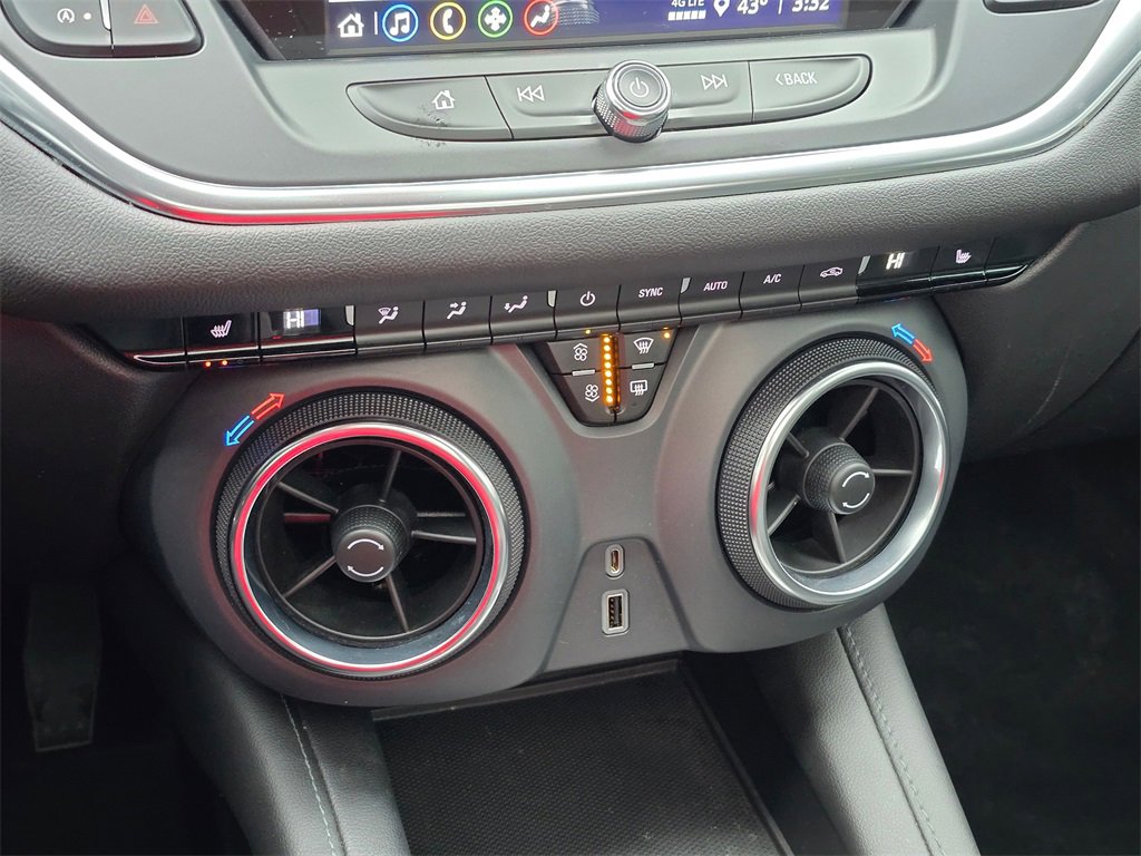 Used 2021 Chevrolet Blazer LT w/ Midnight/Sport Edition image 28