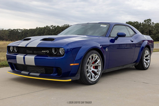 Used 2022 Dodge Challenger SRT Hellcat RWD image 12