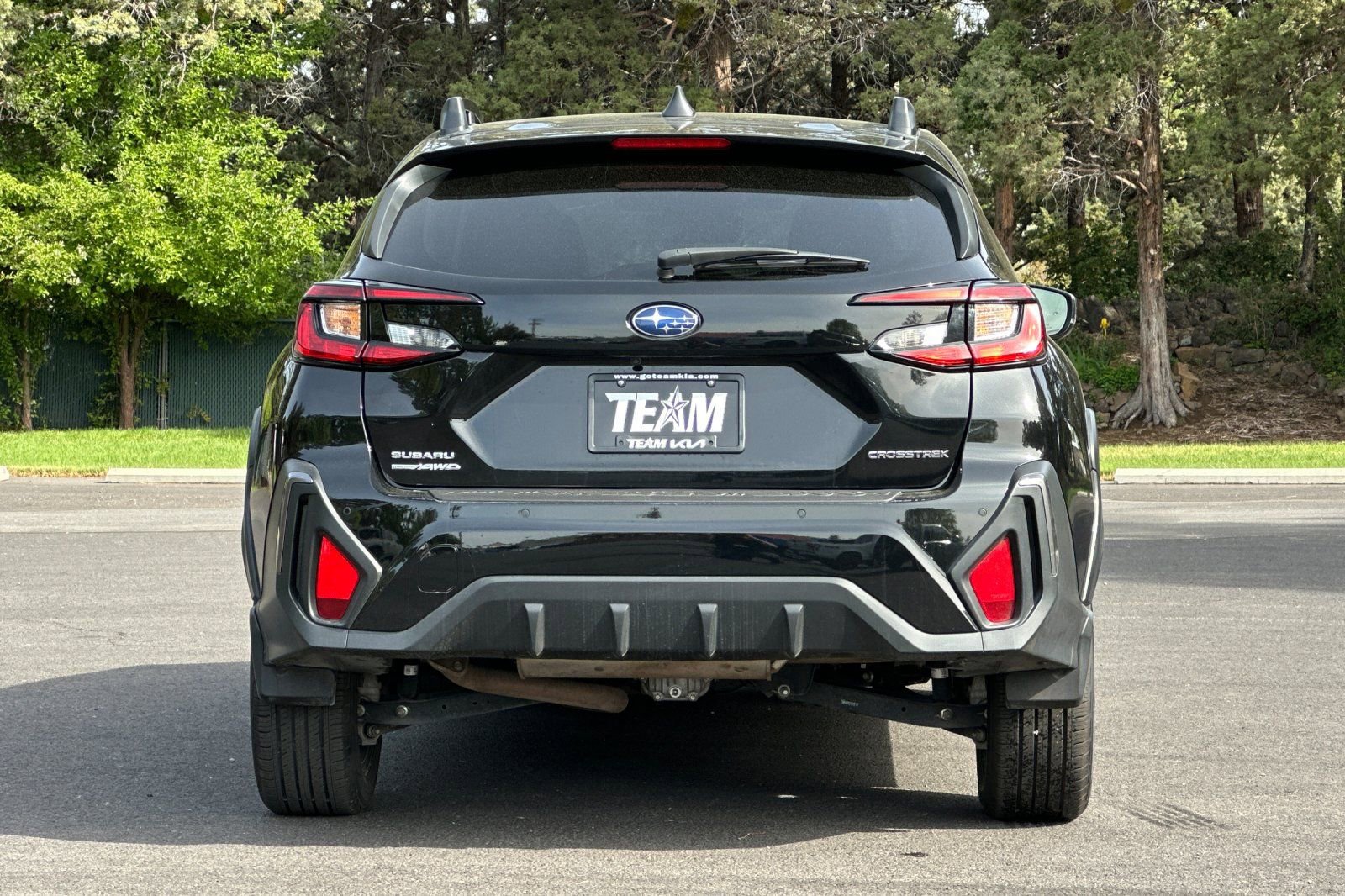 Used 2024 Subaru Crosstrek 2.5i Limited w/ Crosstrek Mirror Package AWD/4WD image 5