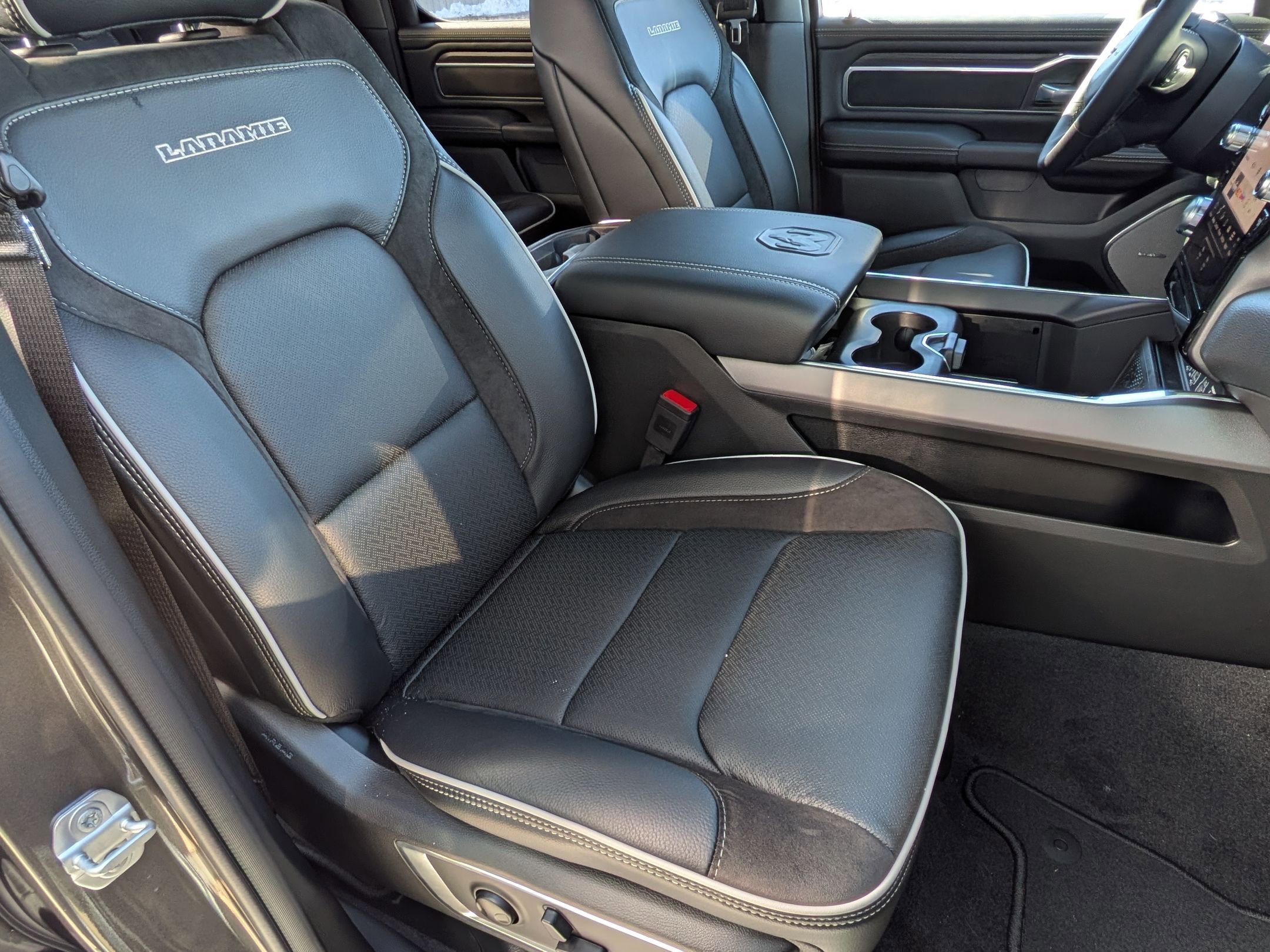 New 2026 RAM 1500 Laramie w/ Night Edition image 35