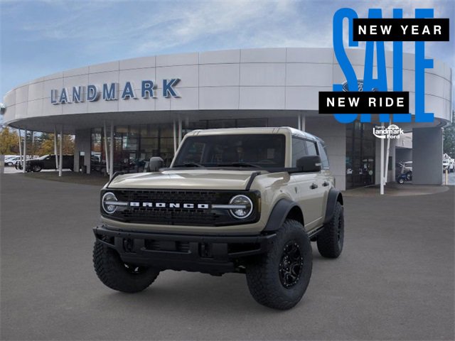 New 2025 Ford Bronco Badlands image 2