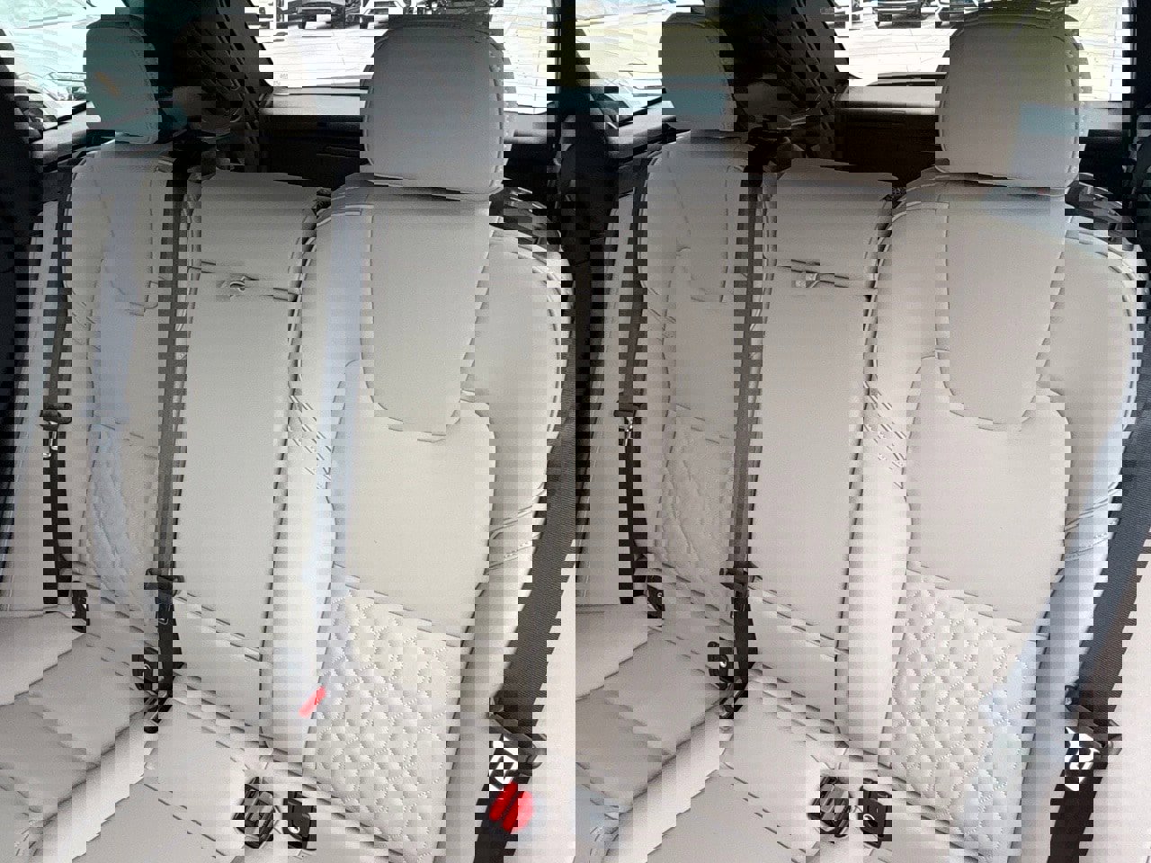 New 2026 Volvo XC60 B5 Plus w/ Protection Package Premier image 23