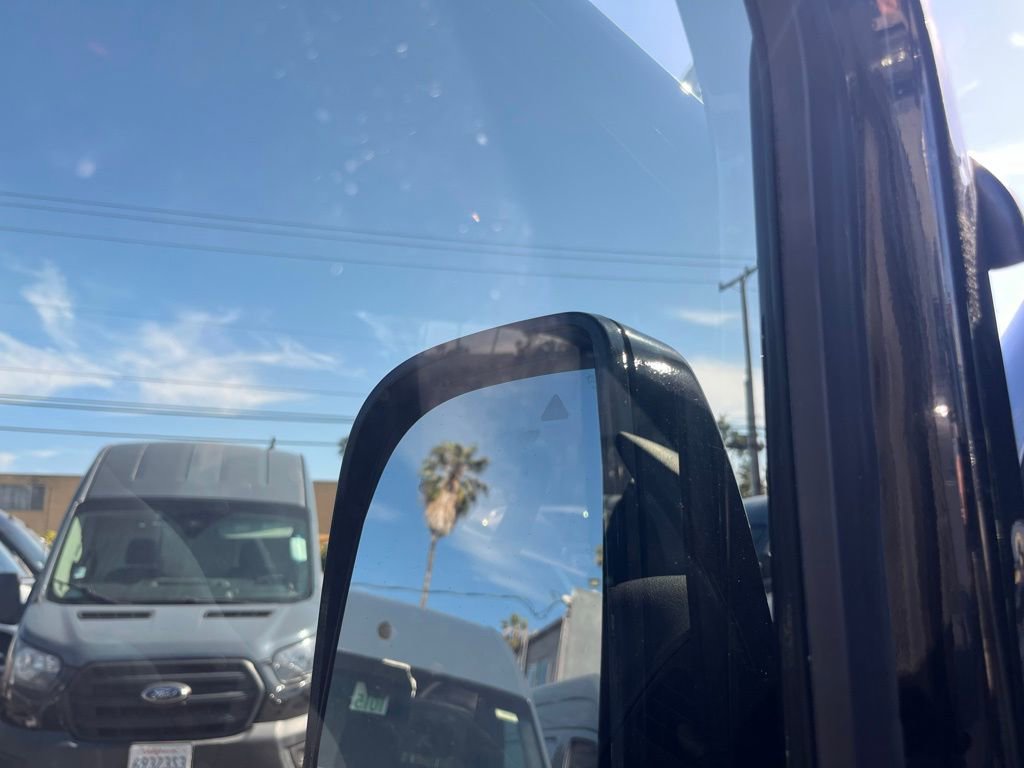 Used 2024 Mercedes-Benz Sprinter 2500 image 23