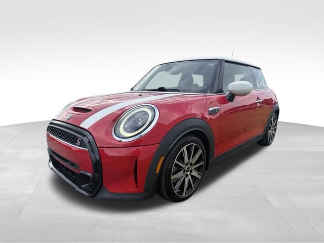 Used 2023 MINI Cooper S w/ Signature Upholstery Package FWD image 10