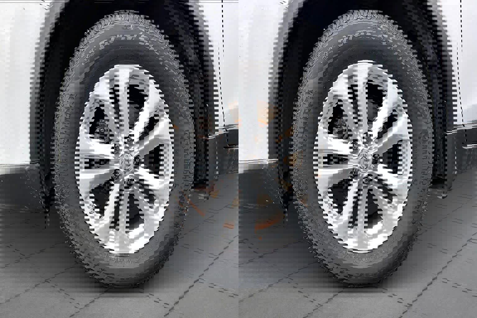 Used 2014 Nissan Rogue SV image 10