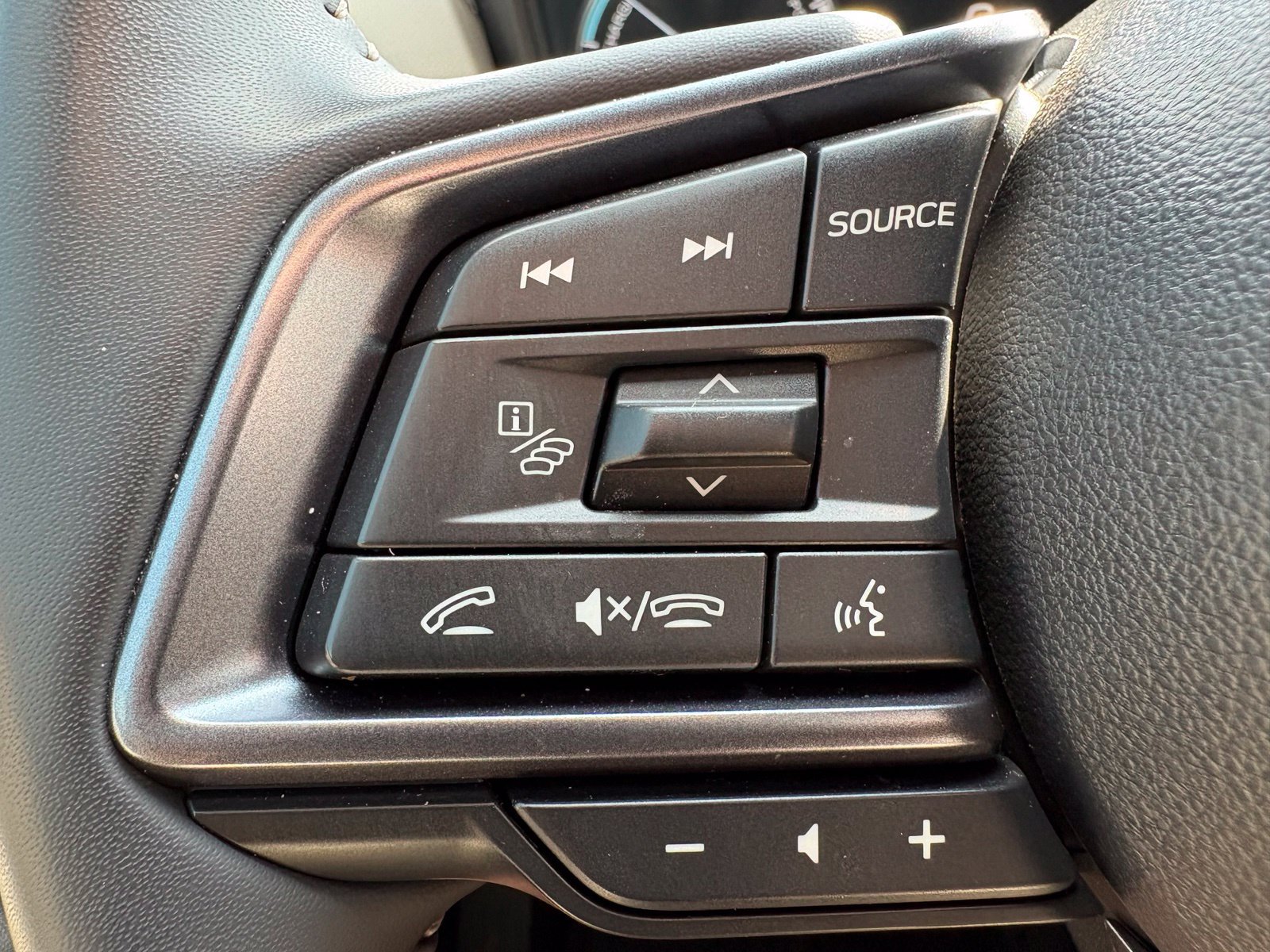 Used 2026 Subaru Forester Limited AWD/4WD image 15