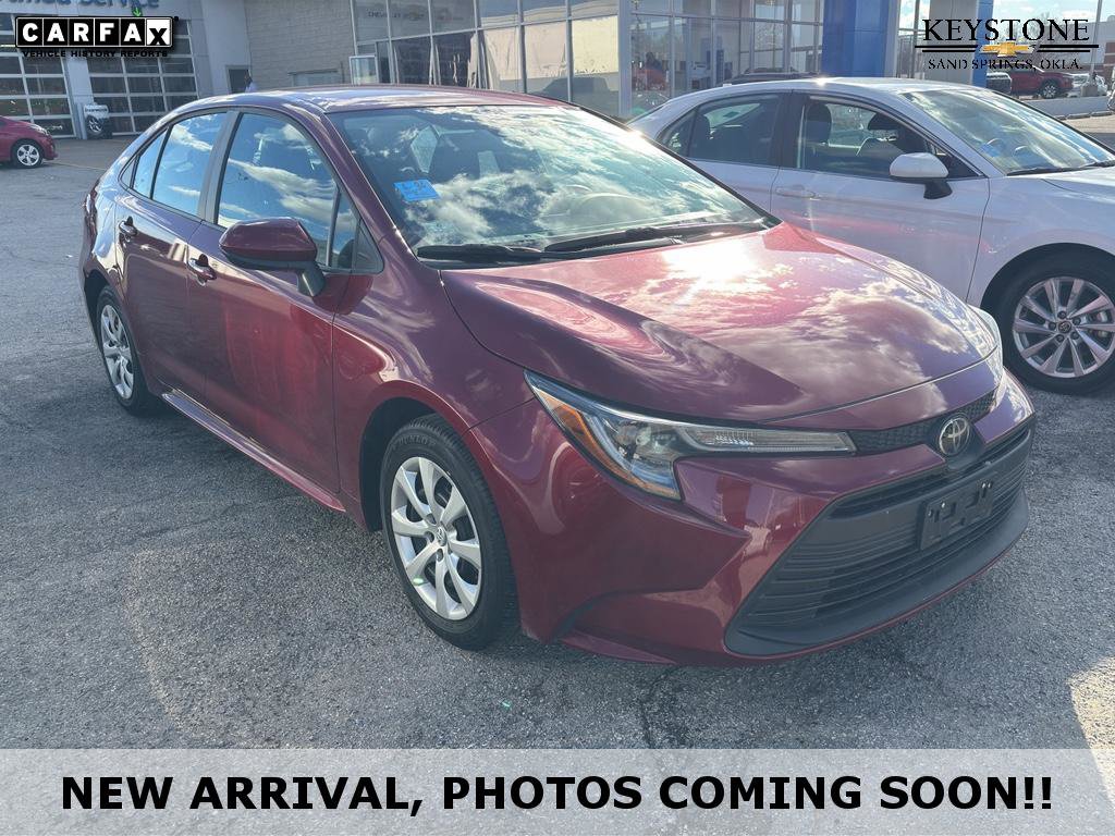 Used 2024 Toyota Corolla LE image 1