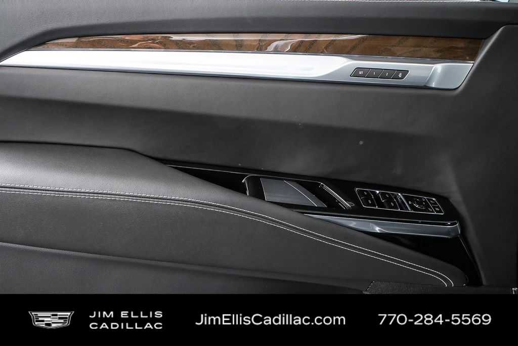 Certified 2026 Cadillac Escalade ESV Platinum Sport w/ LPO, ONYX Package AWD/4WD image 6