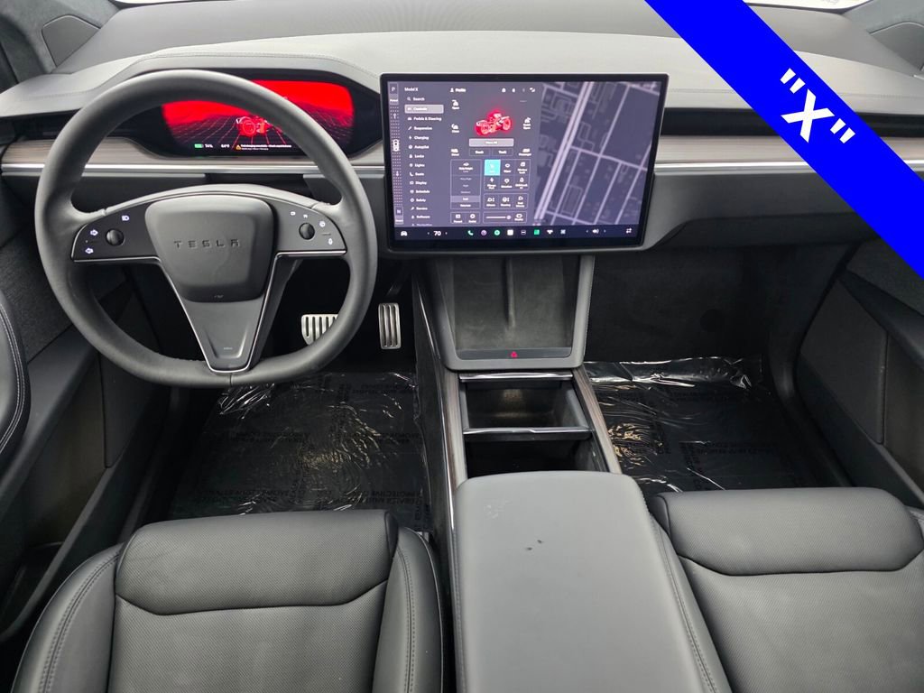 Used 2024 Tesla Model X image 13