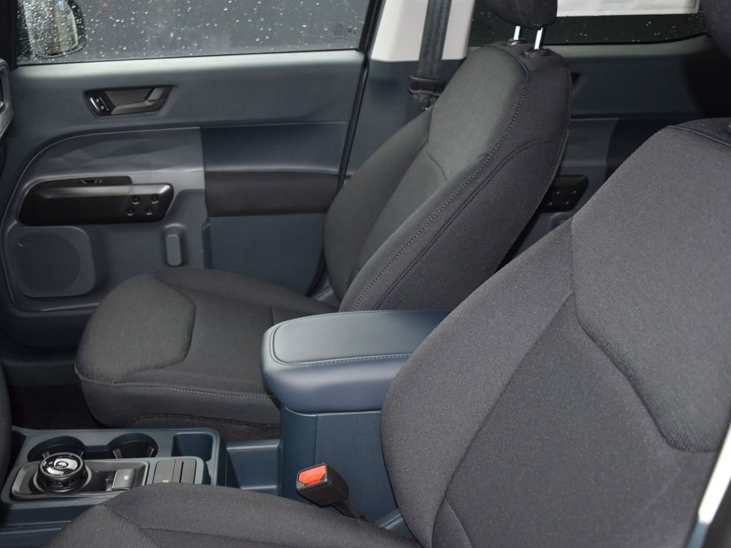 New 2025 Ford Maverick XL image 10