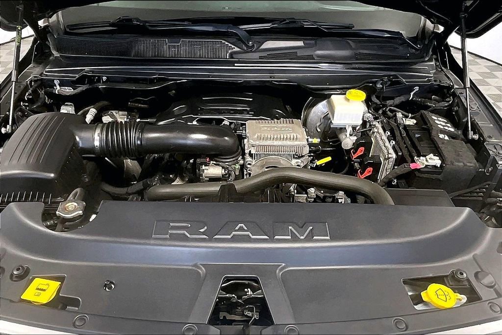 Used 2021 RAM 1500 Laramie image 9