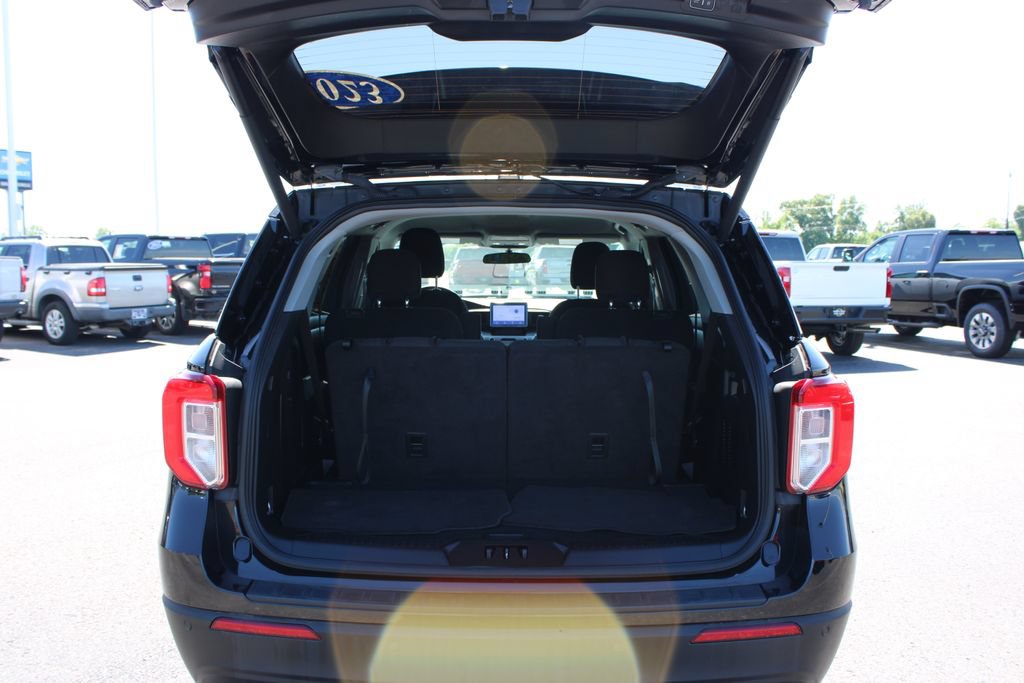 Used 2023 Ford Explorer XLT AWD/4WD image 14