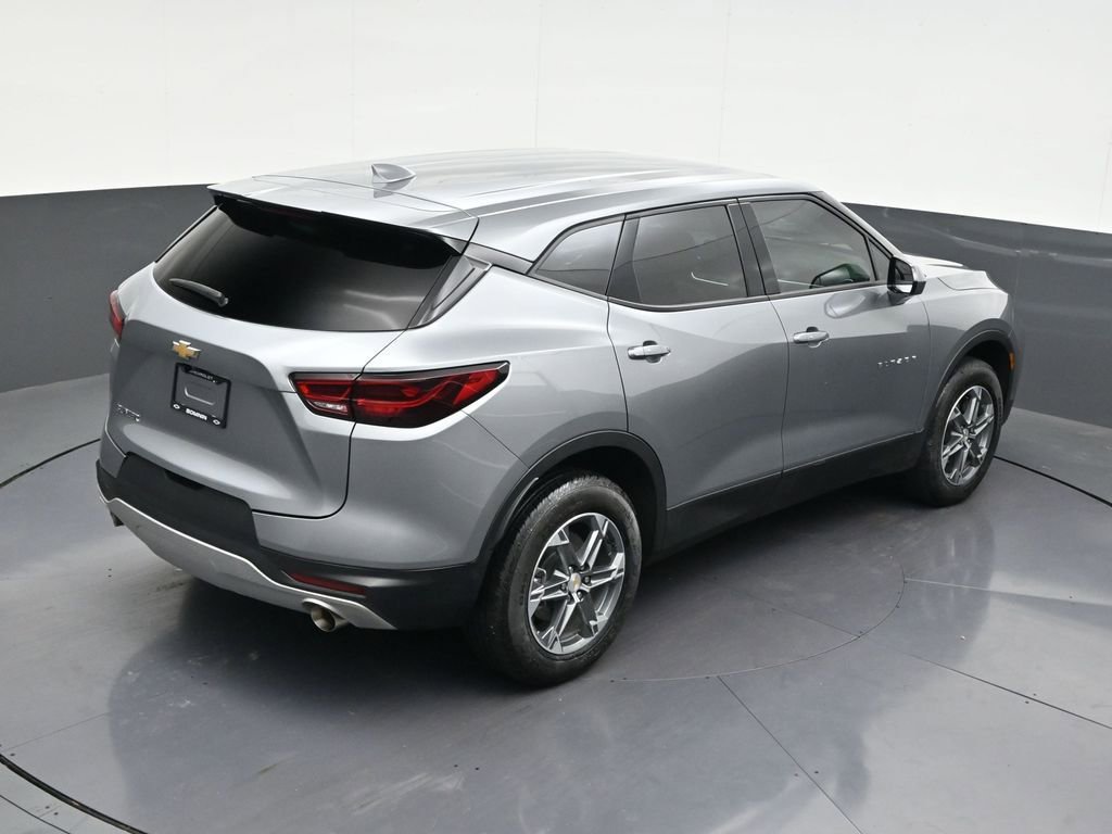 Used 2024 Chevrolet Blazer LT FWD image 21