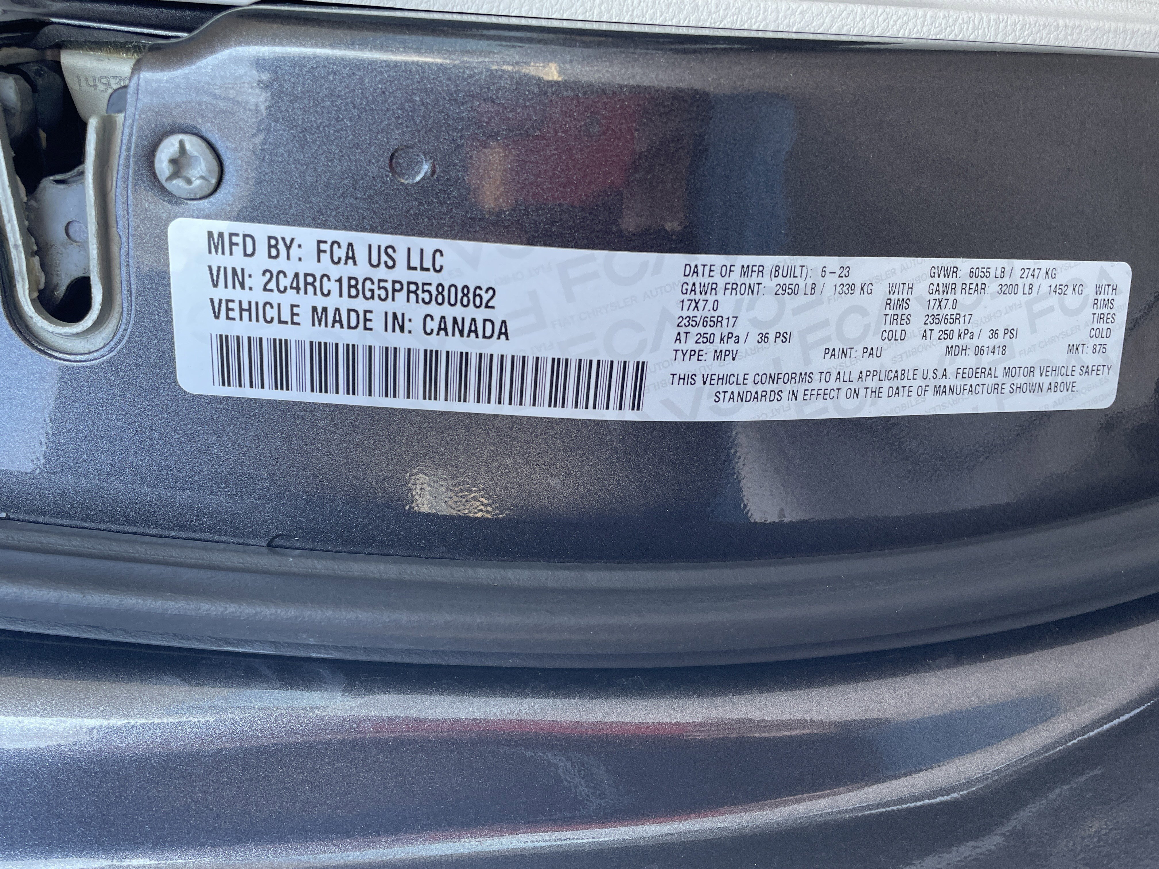 Used 2023 Chrysler Pacifica Touring-L image 25