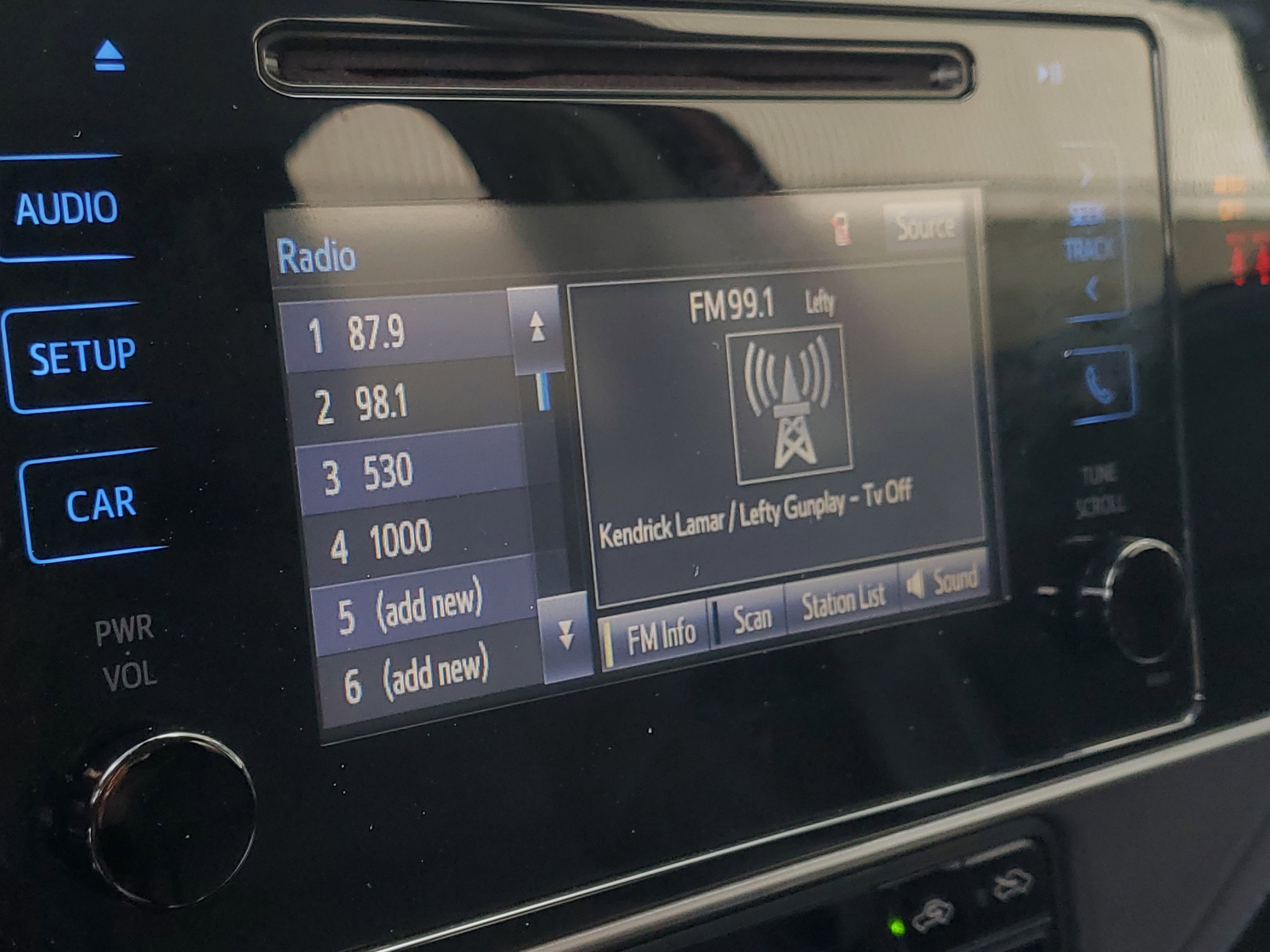 Used 2019 Toyota Corolla SE image 26