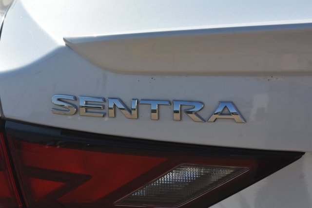 Used 2024 Nissan Sentra SR FWD image 7