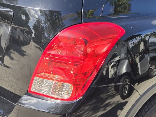 Used 2020 Chevrolet Trax LS FWD image 8