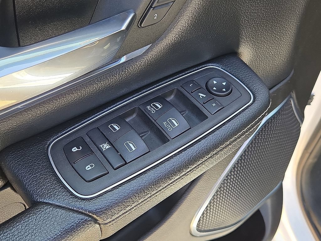 Used 2024 RAM 1500 Laramie RWD image 23