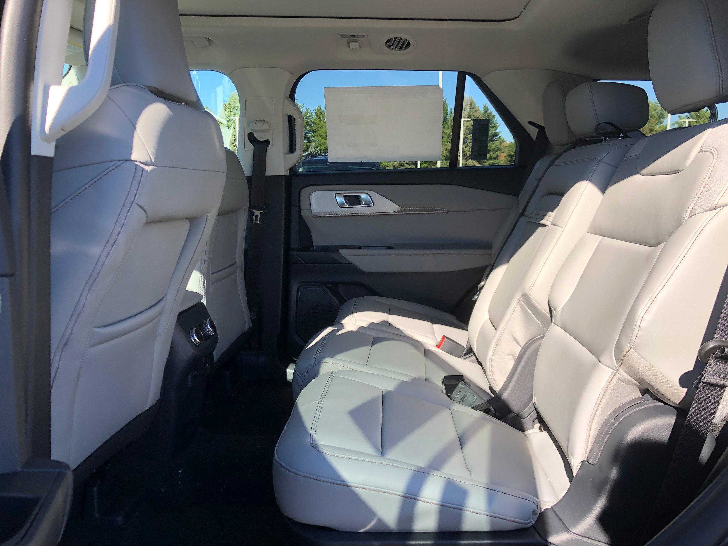 New 2026 Ford Explorer Active w/ Active Comfort Package AWD/4WD image 11
