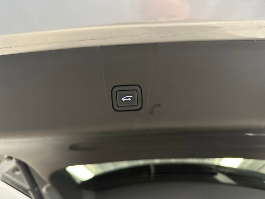 Certified 2023 Chevrolet Traverse RS image 27