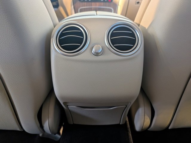 Used 2022 Mercedes-Benz GLC 300 4MATIC image 27