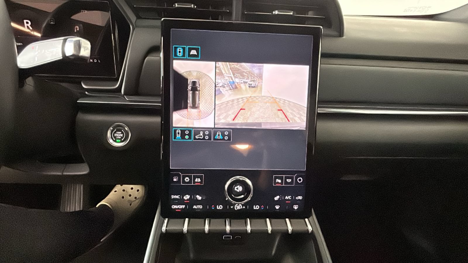 New 2026 GMC Terrain AT4 w/ Technology Package II AWD/4WD image 28