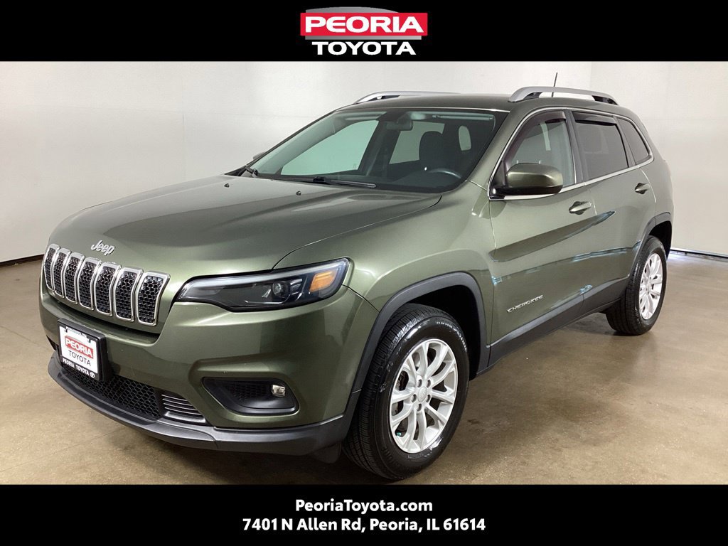 Used 2019 Jeep Cherokee Latitude w/ Cold Weather Group AWD/4WD image 1