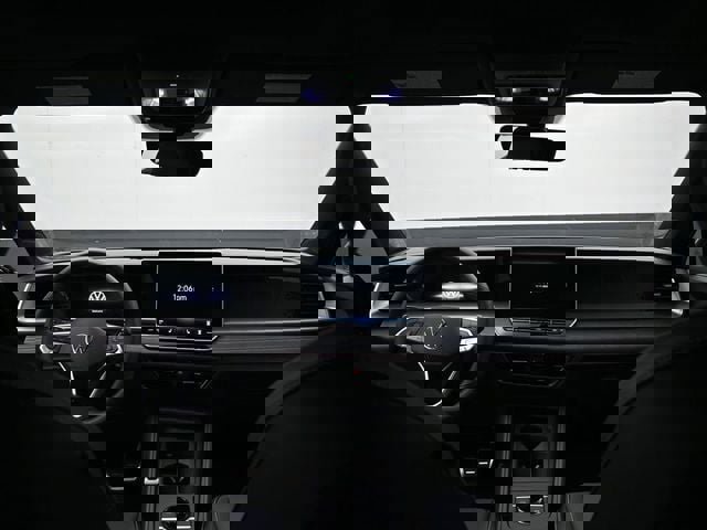 New 2026 Volkswagen Tiguan SE R-Line image 10