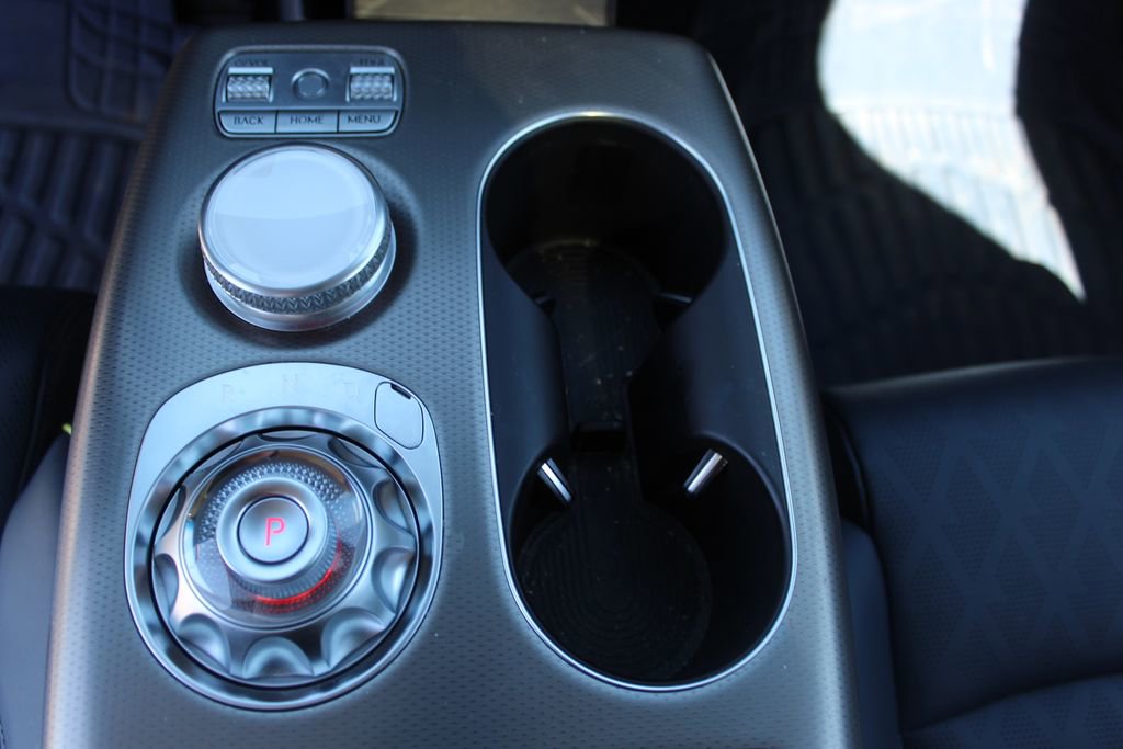 Used 2023 Genesis GV60 Performance image 26