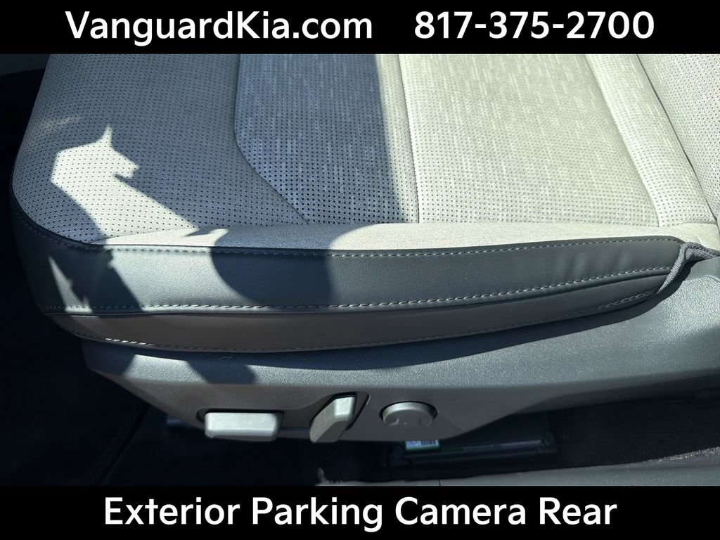 Certified 2024 Kia Niro Wave FWD image 16