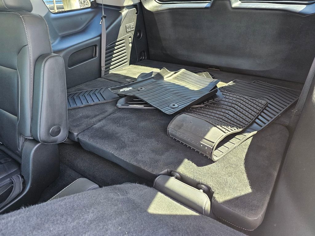 Used 2017 Chevrolet Tahoe Premier AWD/4WD image 18