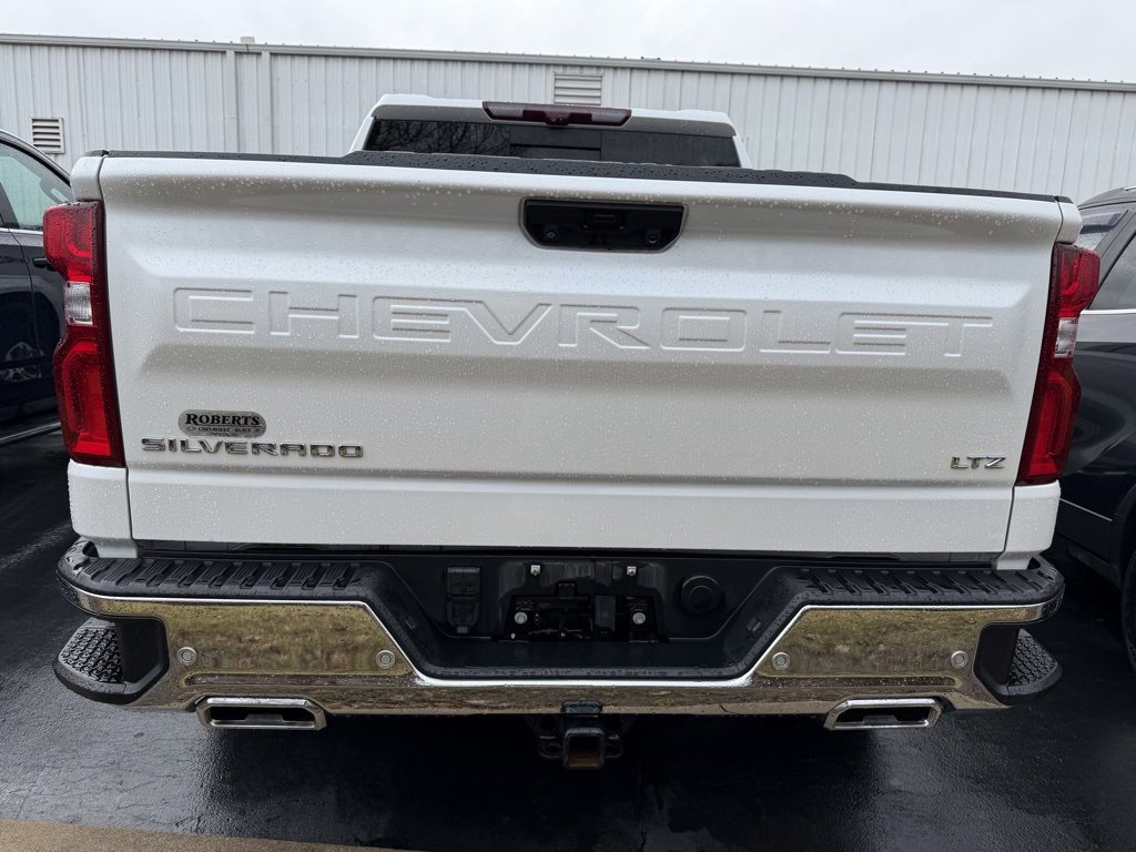 Used 2022 Chevrolet Silverado 1500 LTZ w/ Technology Package image 12
