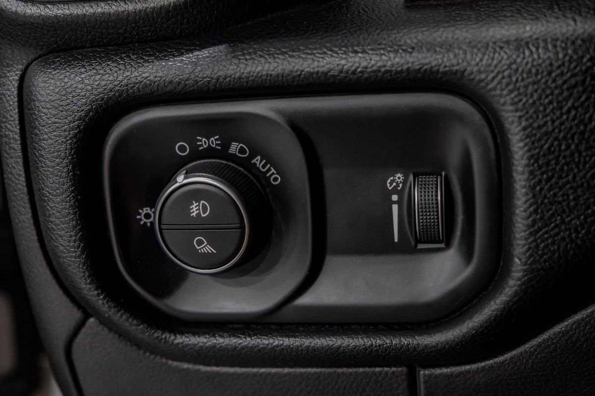 Used 2021 RAM 1500 Lone Star w/ Built-to-serve Edition image 28