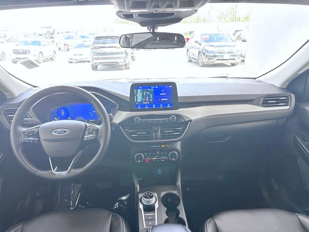 Used 2022 Ford Escape SEL w/ Technology Package image 16