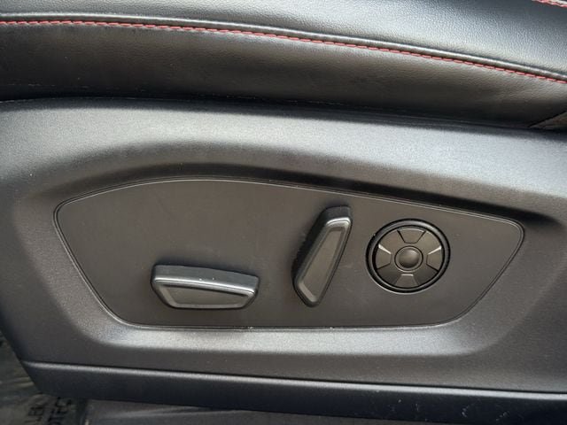 Used 2025 Ford Explorer ST RWD image 28