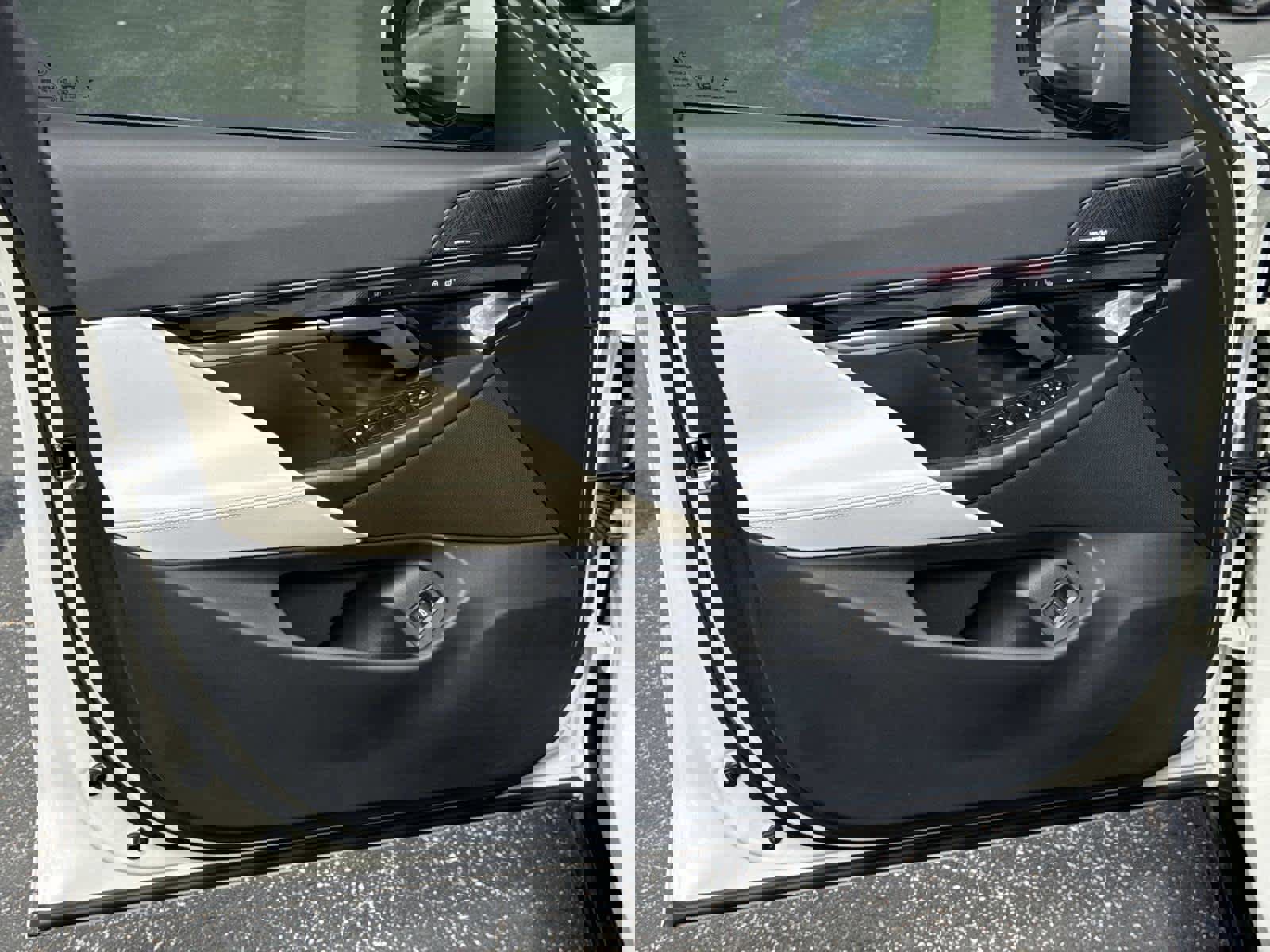 Certified 2024 BMW 540i xDrive w/ M Sport Package image 21