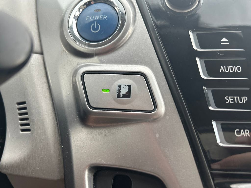 Used 2015 Toyota Prius V Two image 33