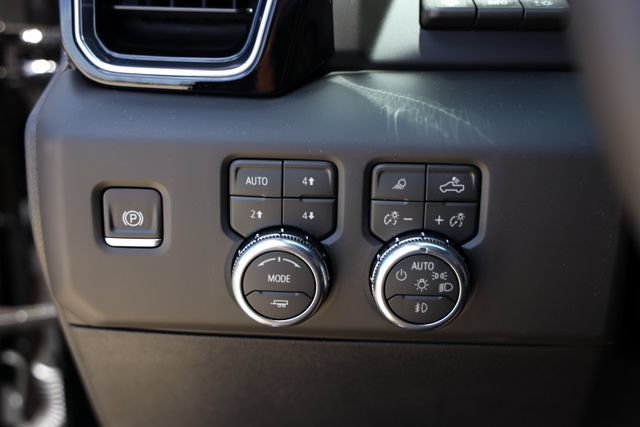 New 2026 GMC Sierra 1500 Denali w/ Technology Package AWD/4WD image 24