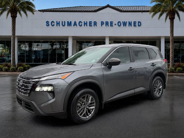 Used 2025 Nissan Rogue S FWD image 3
