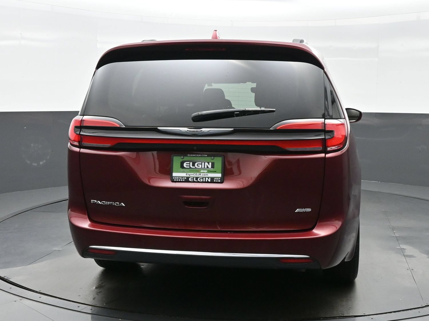 Used 2022 Chrysler Pacifica Touring-L AWD/4WD image 7