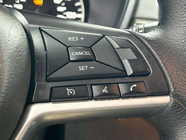 Used 2025 Nissan Altima 2.5 SV FWD image 30