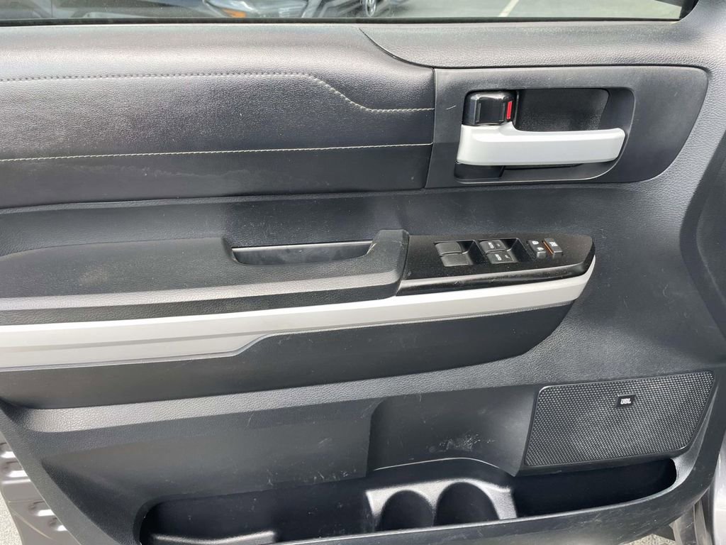 Used 2018 Toyota Tundra Limited w/ Limited Premium Package image 25