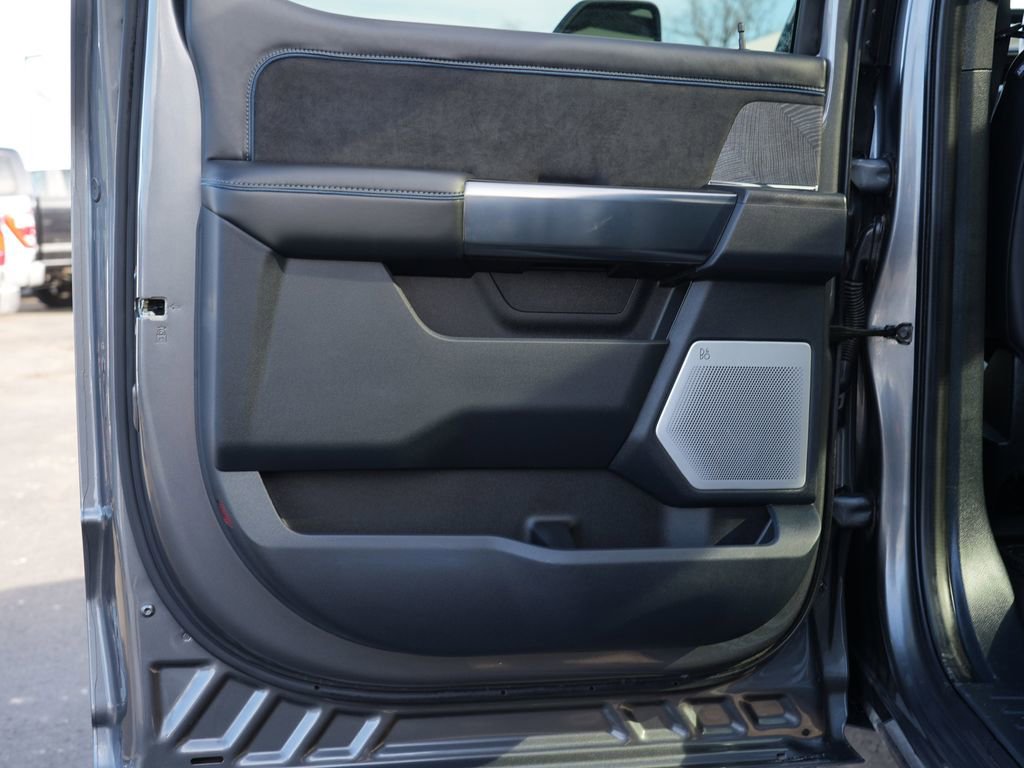 Used 2025 Ford F350 Platinum image 22