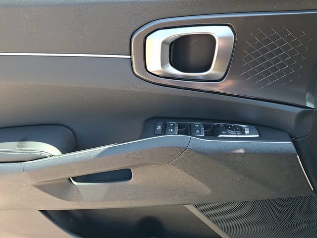 Certified 2026 Kia Sorento EX AWD/4WD image 13