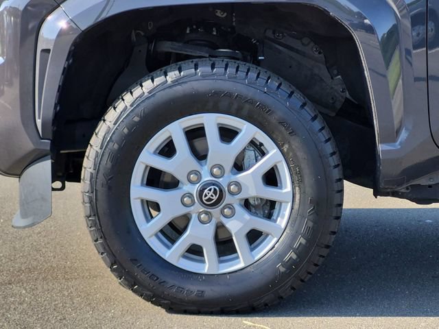 Used 2024 Toyota Tacoma SR5 AWD/4WD image 17