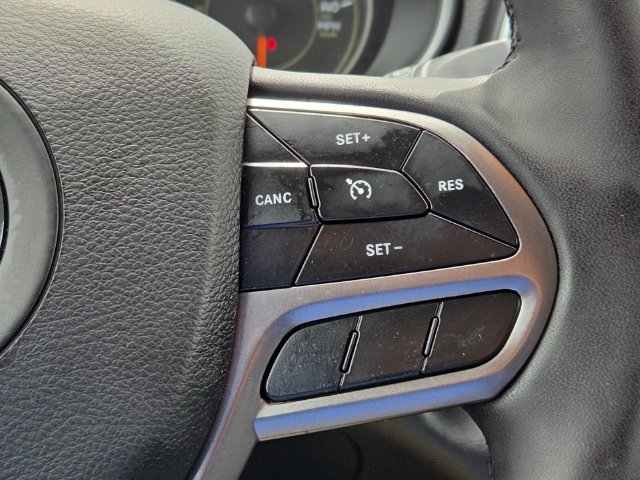 Used 2022 Jeep Cherokee Latitude Lux FWD image 24