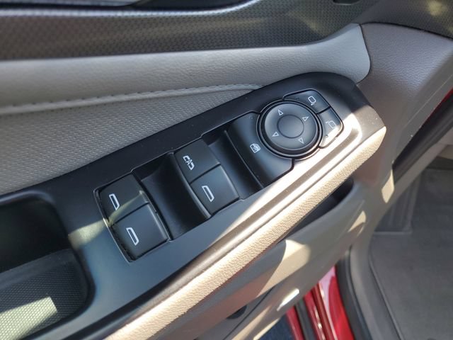 Certified 2020 Chevrolet Traverse Premier w/ LPO, Cargo Package FWD image 23