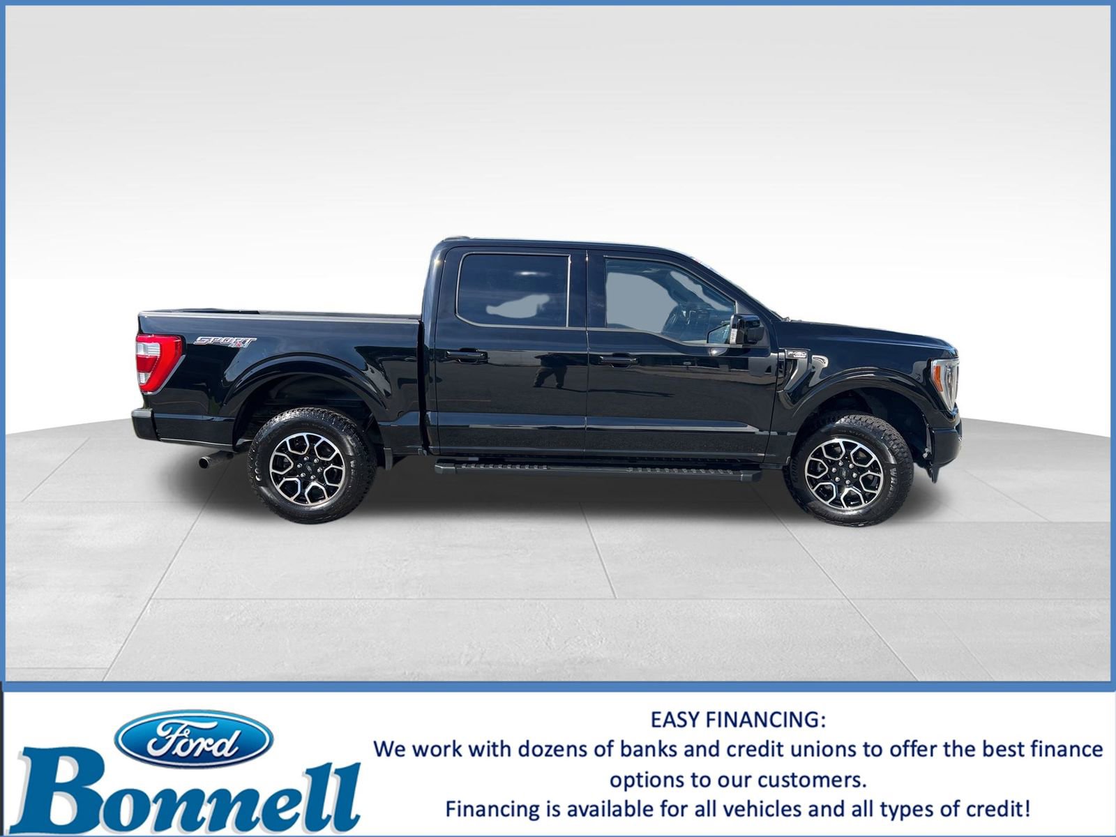 Used 2022 Ford F150 Lariat w/ Equipment Group 502A High image 5