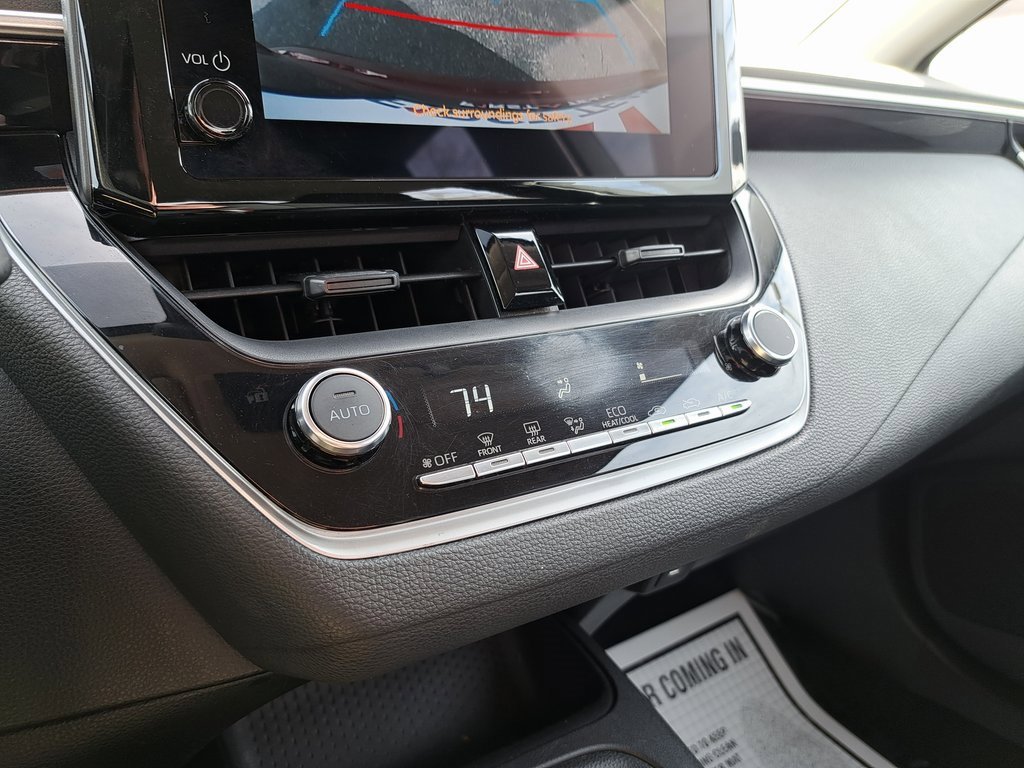 Used 2024 Toyota Corolla LE image 18