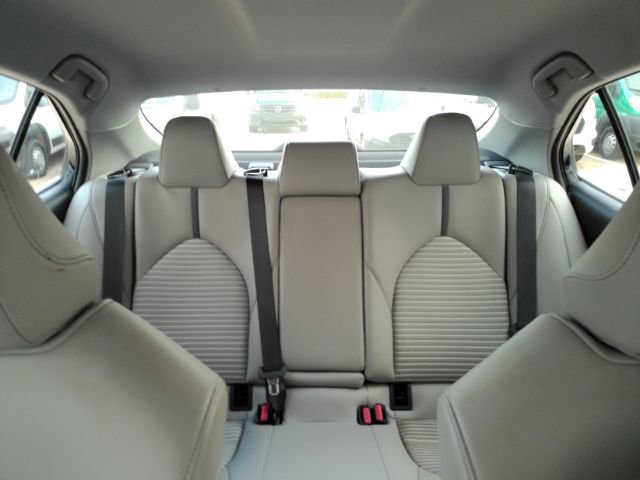 Used 2022 Toyota Camry SE image 32
